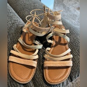 Nine West Gladiator Sandals EUC